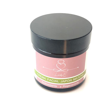 La crema Facial Matcha Bio tiene una textura ligera y no grasa. Aporta hidratación y suavidad a la piel a la vez que re-equilibra el pH, dejando la piel uniforme y tersa. Esta crema es ideal para todo tipos de pieles, incluso las más sensibles.